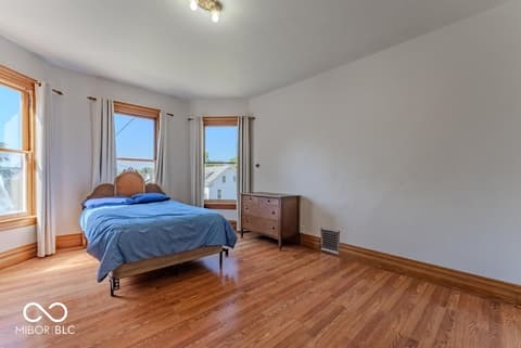 Photo of 932 N Washington Street, Marion, IN
