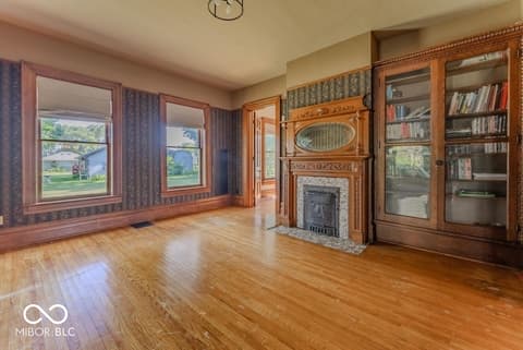 Photo of 932 N Washington Street, Marion, IN