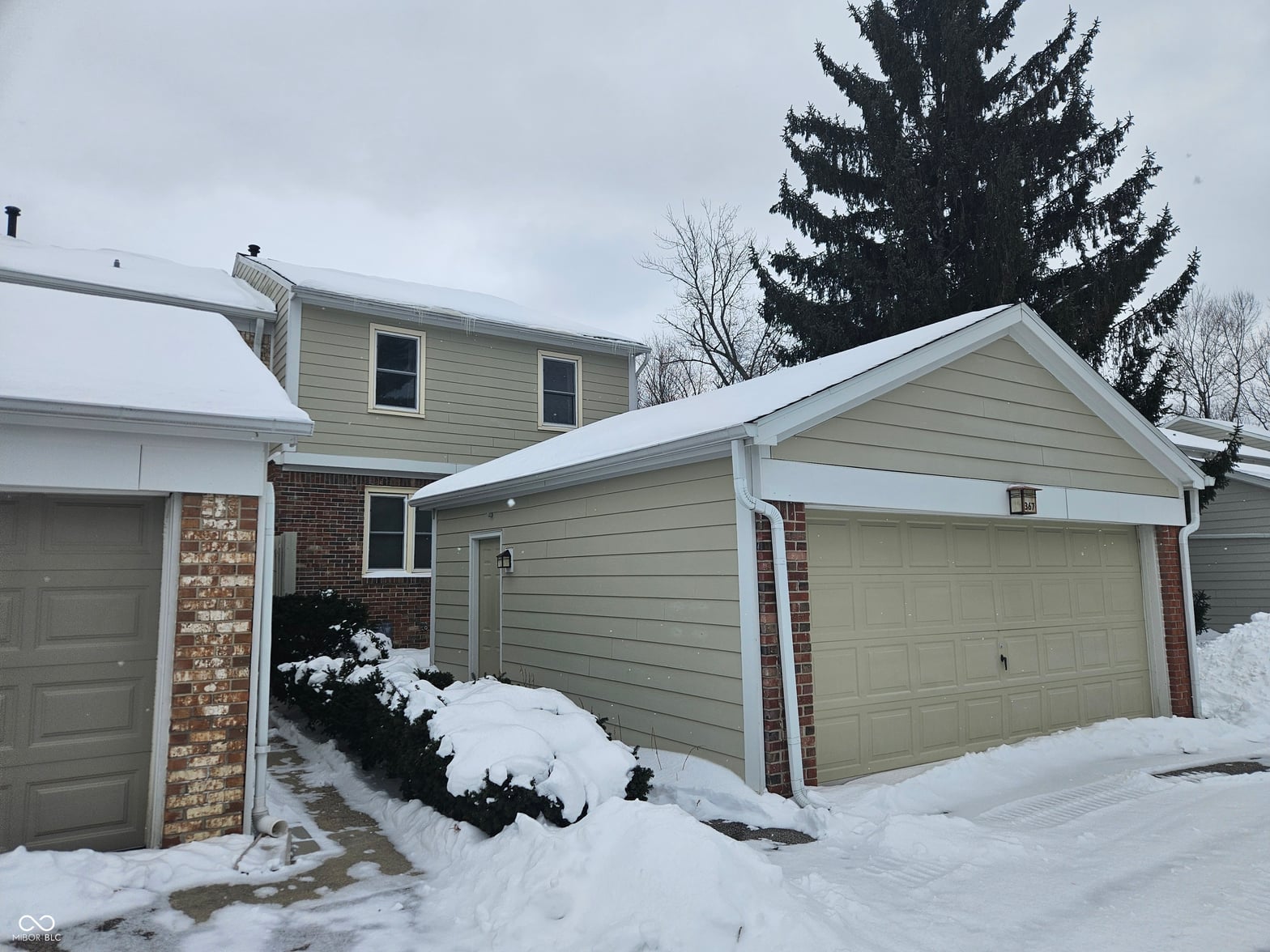 Photo of 367 Carmelaire Court, Carmel, IN