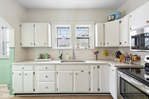 Photo of 410 Euclid Avenue, Greenwood, IN