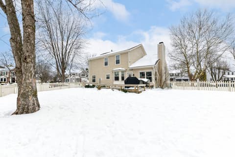 Yard at 13190 Knollwood Place, Fishers, IN