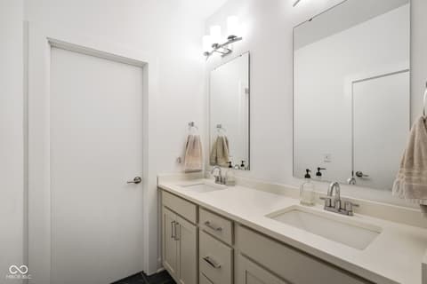 Photo of 2125 Coretta Way, Indianapolis, IN