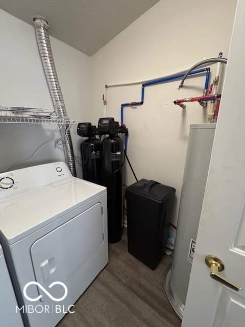 Laundry room at 6527 Jade Stream Court, Indianapolis, IN