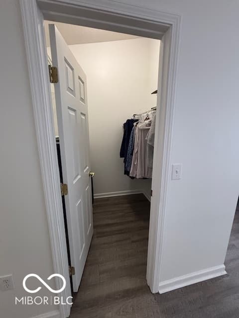 Walk In Closets — 6527 Jade Stream Court, Indianapolis, IN