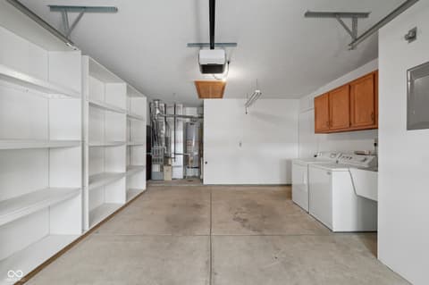 Garage at 6643 S New Jersey Street, Indianapolis, IN