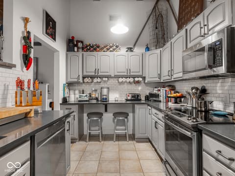 Photo of 430 N Park Avenue, Indianapolis, IN