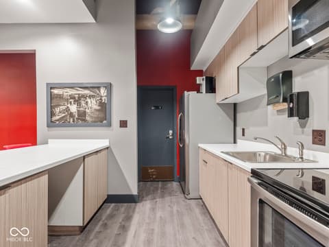 Photo of 430 N Park Avenue, Indianapolis, IN