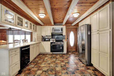 Photo of 1156 Cope Road, Martinsville, IN