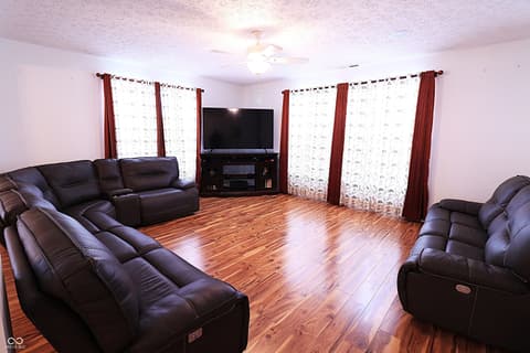 Photo of 8186 Stonelick Drive, Avon, IN