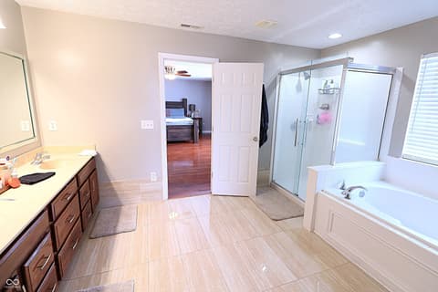 Photo of 8186 Stonelick Drive, Avon, IN