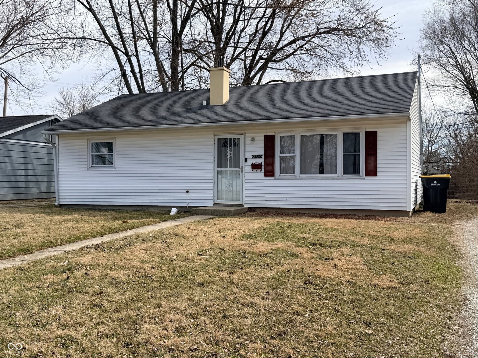 Front exterior at 2720 Seminole Court, Anderson, IN