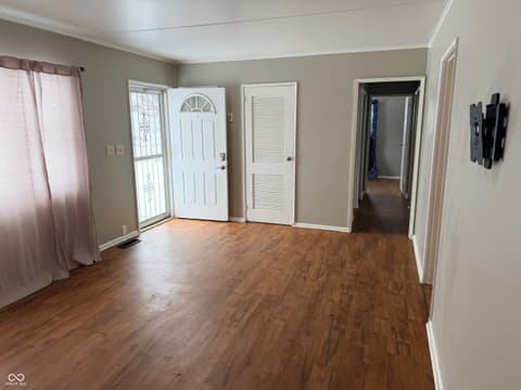 Family room at 2720 Seminole Court, Anderson, IN