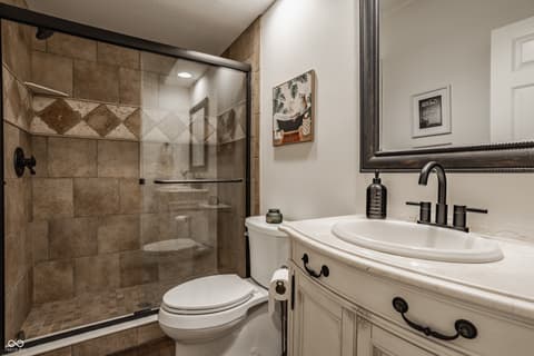 Photo of 5450 Woodfield Way, Carmel, IN