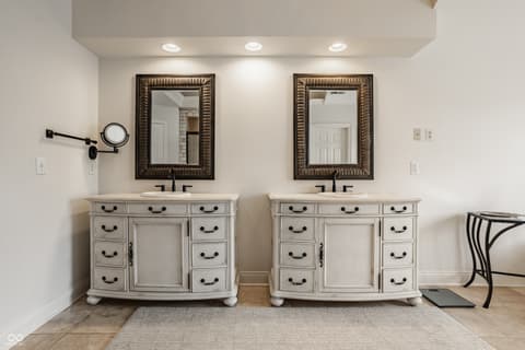 Photo of 5450 Woodfield Way, Carmel, IN