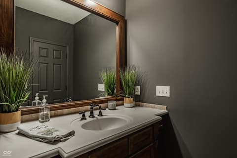 Photo of 5450 Woodfield Way, Carmel, IN