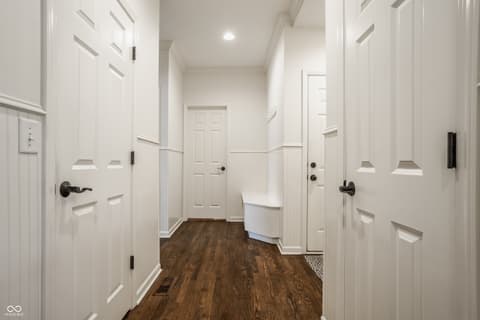 Photo of 5450 Woodfield Way, Carmel, IN
