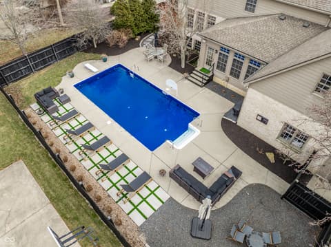 Photo of 5450 Woodfield Way, Carmel, IN