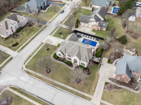 Photo of 5450 Woodfield Way, Carmel, IN