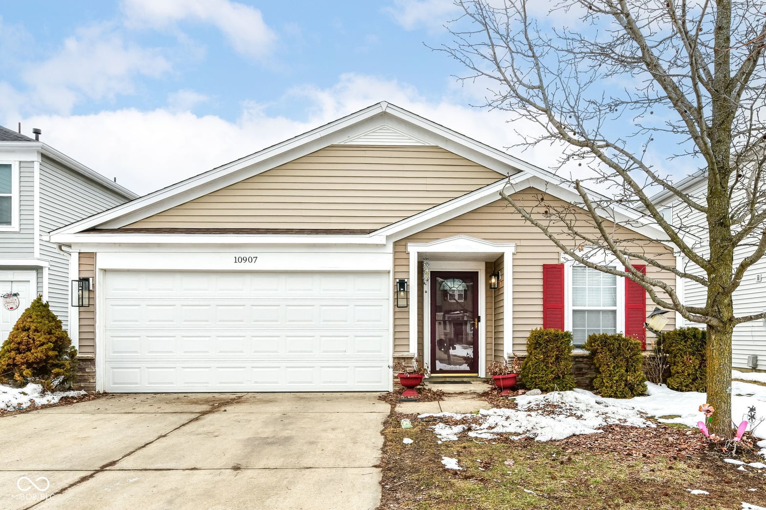 Photo of 10907 Mansfield Way, Ingalls, IN