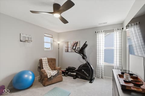 Photo of 1427 Oak Lake Lane, Brownsburg, IN
