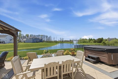 Photo of 1427 Oak Lake Lane, Brownsburg, IN