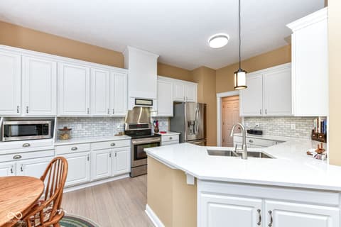 Photo of 11319 Whitewater Way, Fishers, IN