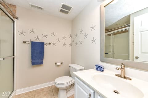 Photo of 11319 Whitewater Way, Fishers, IN
