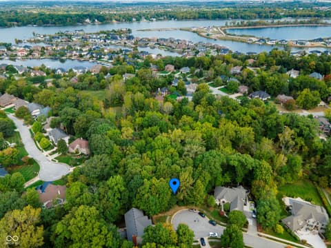 Aerial view at 13562 Creekridge Lane, Fishers, IN