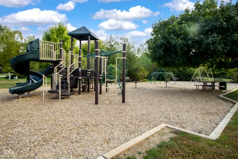 Yard at 13562 Creekridge Lane, Fishers, IN
