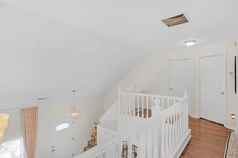Photo of 11004 Oakridge Drive, Fishers, IN