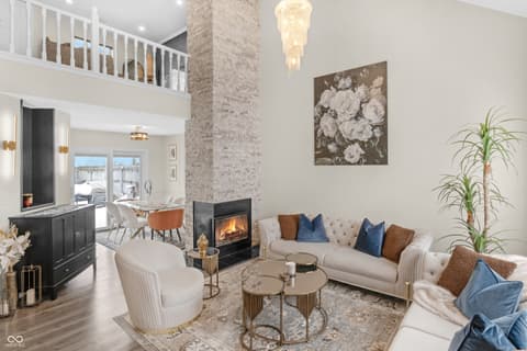 Photo of 11004 Oakridge Drive, Fishers, IN