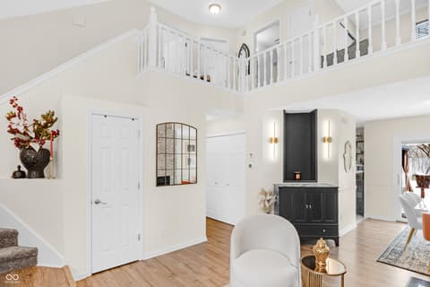 Photo of 11004 Oakridge Drive, Fishers, IN
