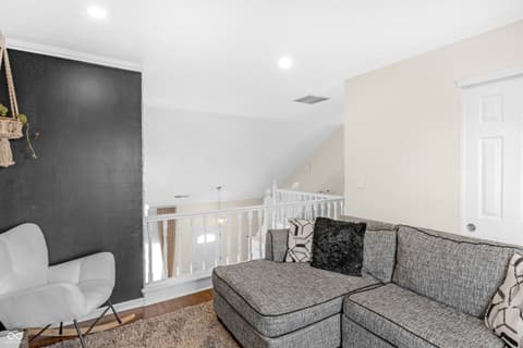 Photo of 11004 Oakridge Drive, Fishers, IN