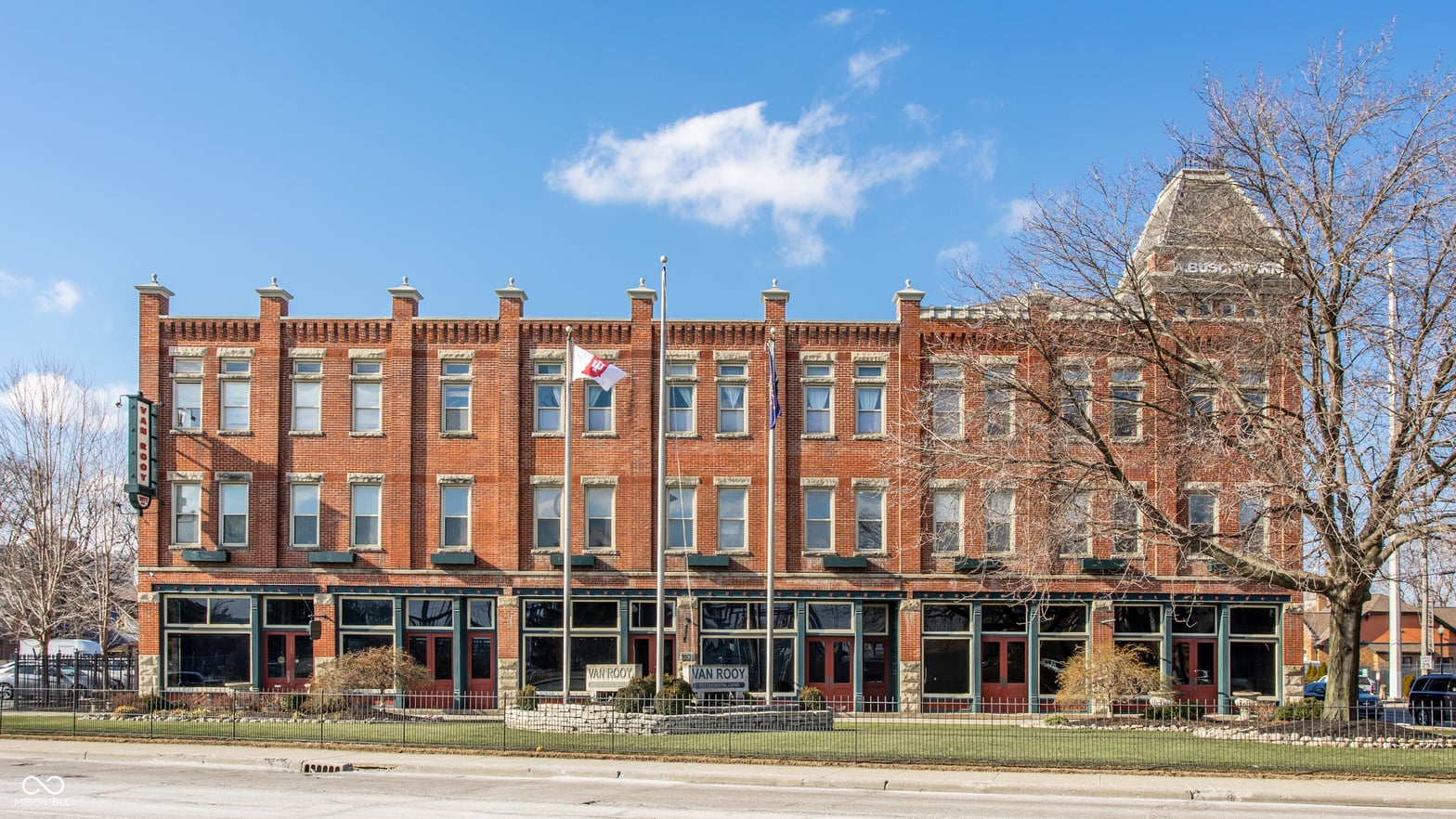Photo of 647 E 11th Street, Indianapolis, IN