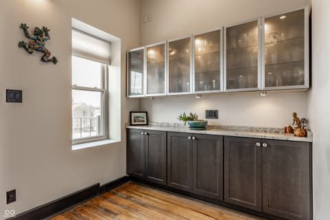 Photo of 647 E 11th Street, Indianapolis, IN