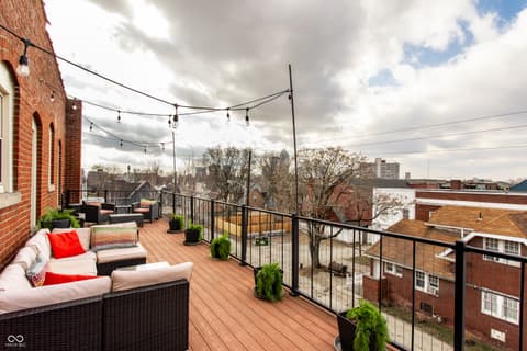 Photo of 647 E 11th Street, Indianapolis, IN