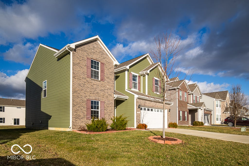 Front exterior at 834 Blue Ash Trail, Greenwood, IN