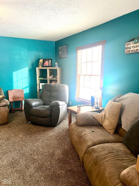 Living room at 2976 W Rose Hill Lane, Rosedale, IN