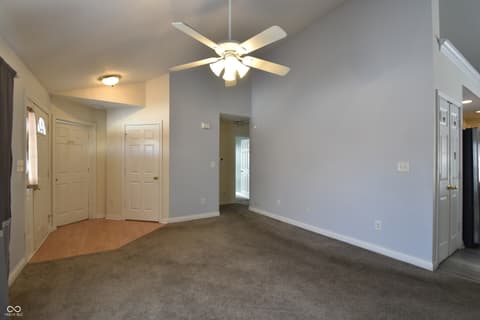 Photo of 1830 Brook Crossing Way, Indianapolis, IN