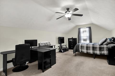 Photo of 2061 Beacon Court, Columbus, IN