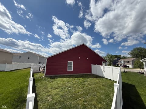 Photo of 2061 Beacon Court, Columbus, IN