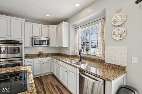 Kitchen at 6055 Catlin Lane, Noblesville, IN