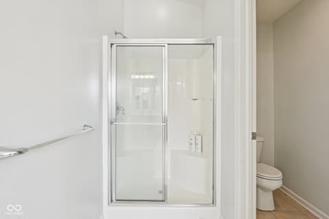 Primary bathroom at 6055 Catlin Lane, Noblesville, IN