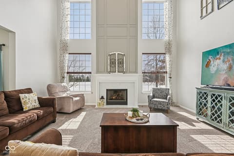 Living room at 6055 Catlin Lane, Noblesville, IN