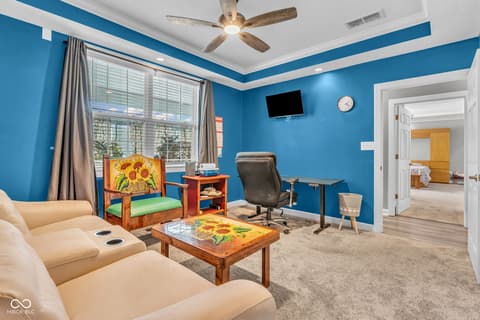 Sitting Room — 12449 N Turner Road, Mooresville, IN