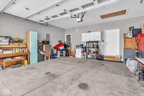 Garage at 12449 N Turner Road, Mooresville, IN