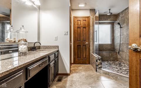 Photo of 10987 Echo Spring Circle, Indianapolis, IN