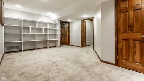 Photo of 10987 Echo Spring Circle, Indianapolis, IN