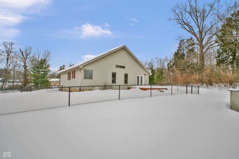 Photo of 1405 E County Road 100 S, North Vernon, IN