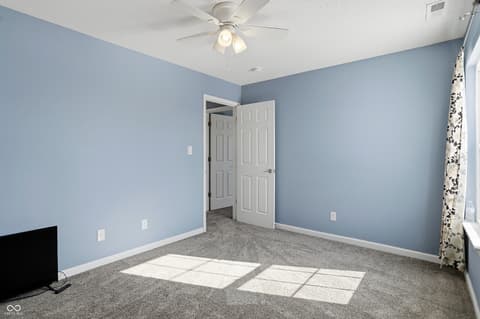 Photo of 1071 Hazelwood Drive, Greenwood, IN